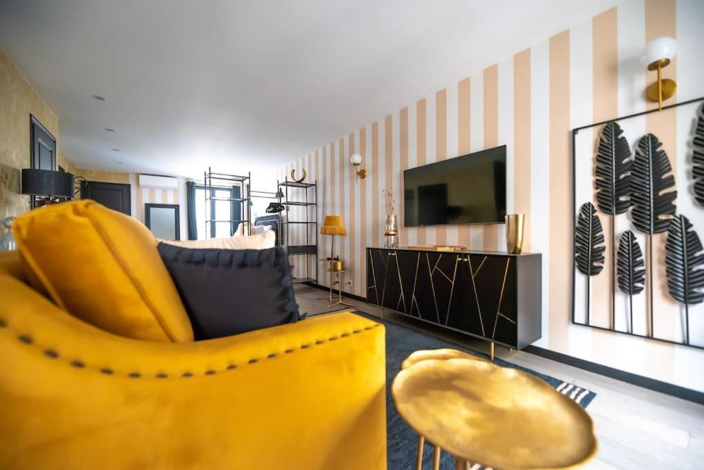 Monsieur Montmartre - Moulin Rouge Residence Paryż Zewnętrze zdjęcie