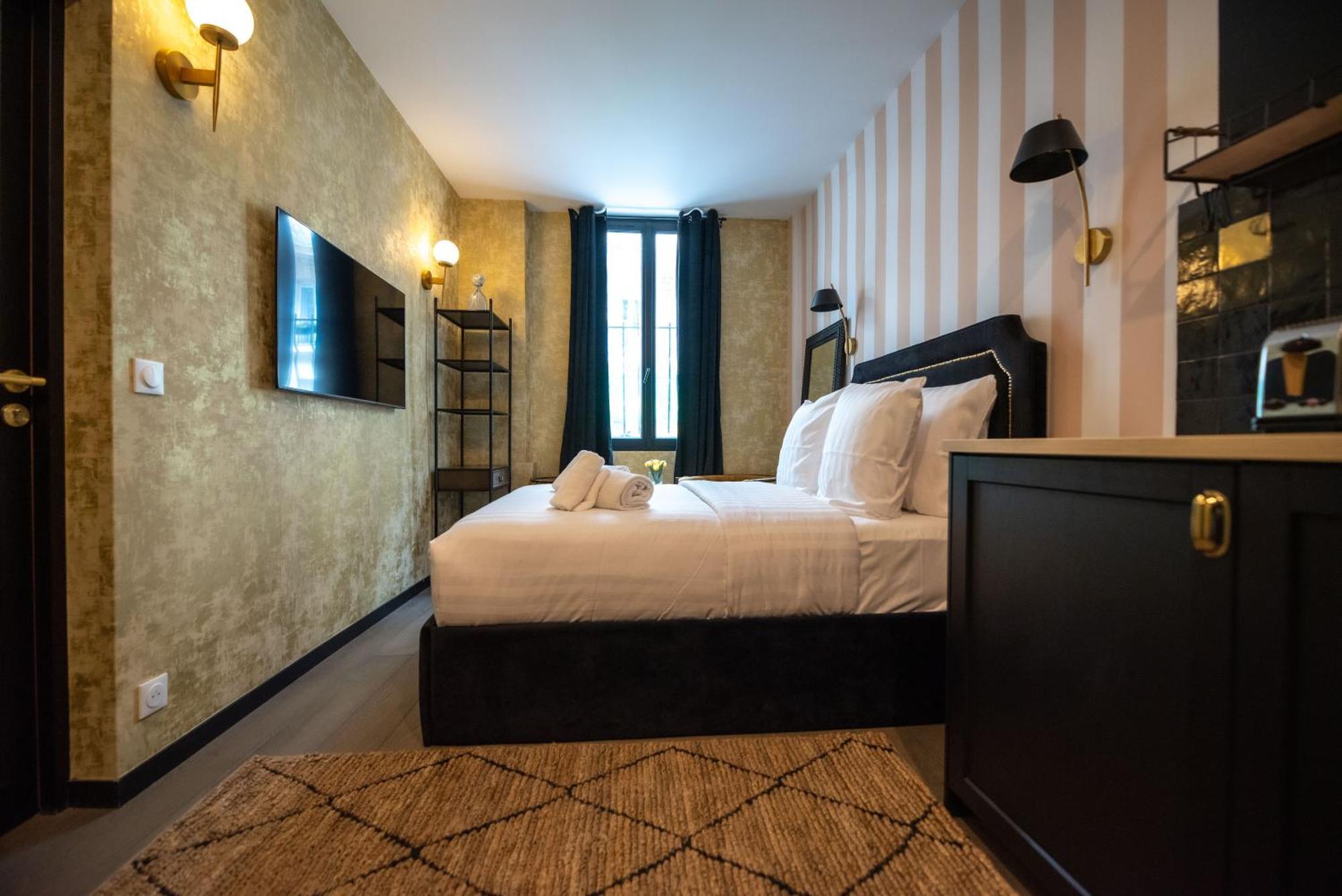 Monsieur Montmartre - Moulin Rouge Residence Paryż Zewnętrze zdjęcie